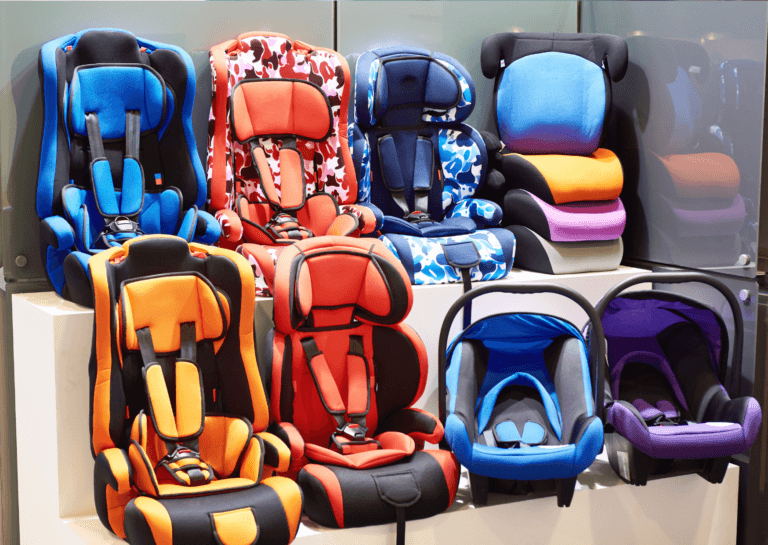 Stacked toddler car seats arranged in two rows of four, showcasing two height levels and designed for safety and comfort